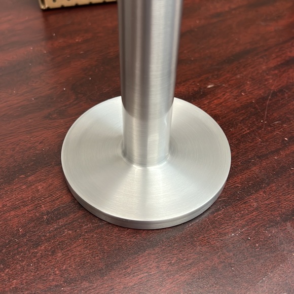 Alessi CANDLESTICK
PZ02
$110.00
Design: Peter Zumthor - Picture 13 of 17